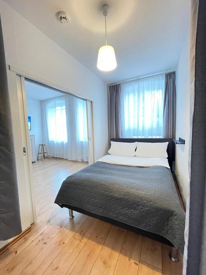Ferienwohnung im Stadtzentrum von Bernau - Schöne Ferienwohnung mit 1 1/2 Zimmern, Bad, Spülmaschine, Waschmaschine, komplette Küche, WLAN Bernau bei Berlin Exterior foto