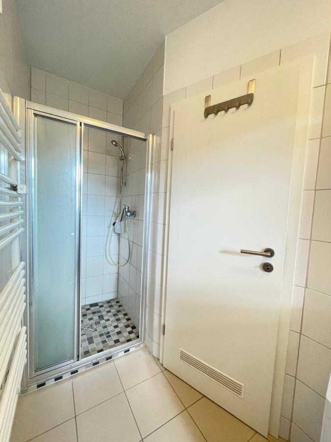 Ferienwohnung im Stadtzentrum von Bernau - Schöne Ferienwohnung mit 1 1/2 Zimmern, Bad, Spülmaschine, Waschmaschine, komplette Küche, WLAN Bernau bei Berlin Exterior foto