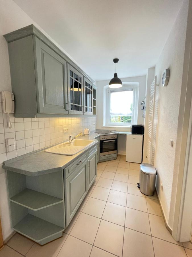 Ferienwohnung im Stadtzentrum von Bernau - Schöne Ferienwohnung mit 1 1/2 Zimmern, Bad, Spülmaschine, Waschmaschine, komplette Küche, WLAN Bernau bei Berlin Exterior foto